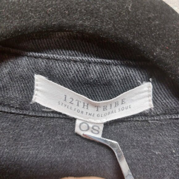 Womens Black Button-Front Jacket with Leopard Pocket & Sleeve Accents - Picture 2 of 3